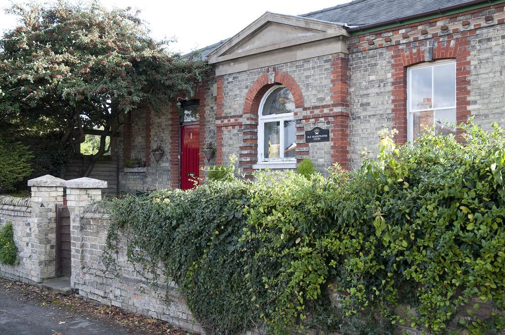 The Old Magistrates Court Bed and Breakfast Melbourn Exteriör bild